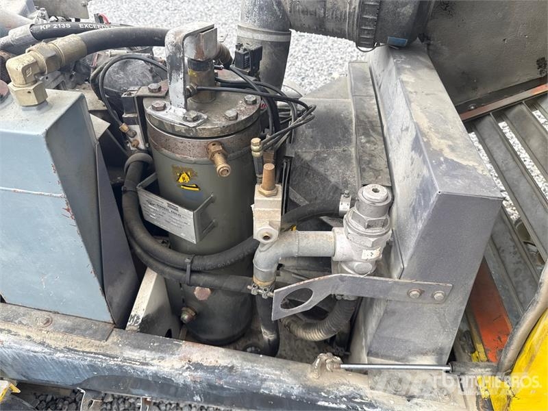Wilcowa Estrich Boy DC260/55 Dimension 5067mm x 15 Kamionske črpalke za beton