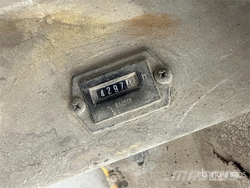 Wilcowa Estrich Boy DC260/55 Dimension 5067mm x 15 Kamionske črpalke za beton