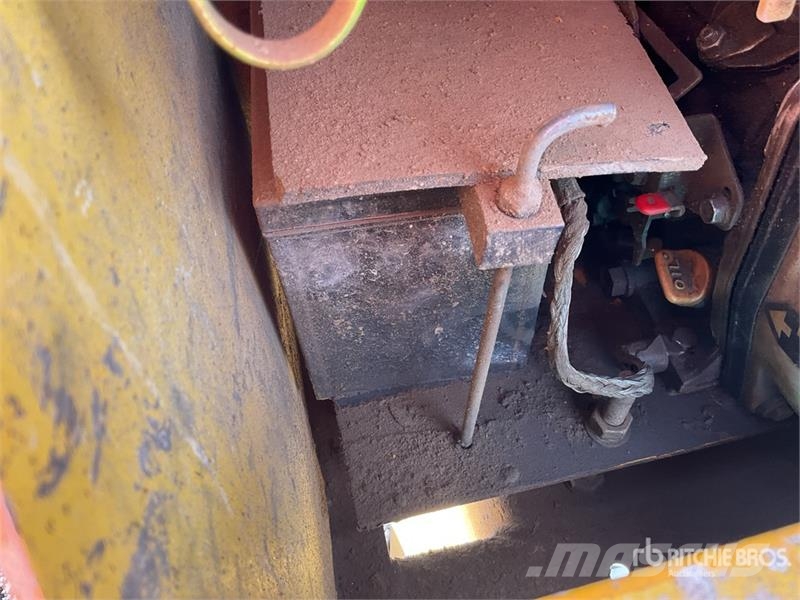 Winget WG100 Portable Concrete Mixer Бетонозмішувачі