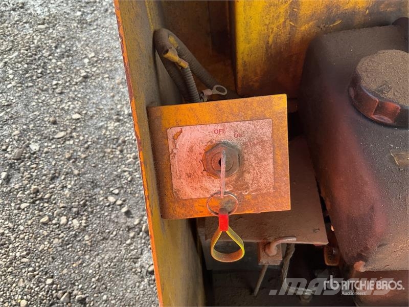 Winget WG100 Portable Concrete Mixer Бетонозмішувачі