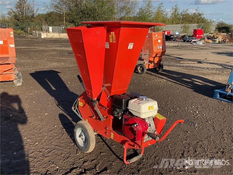  Wood Chipper Broyeur de végétaux