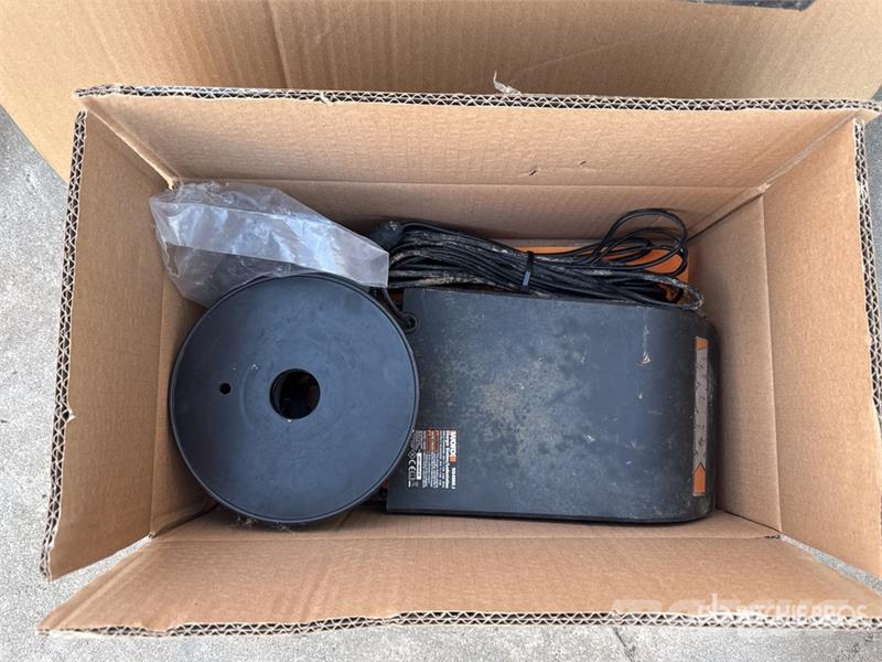 Worx WA3750.1 Electric Robot Tondeuse Lawn Mower L ركوب الحشائش