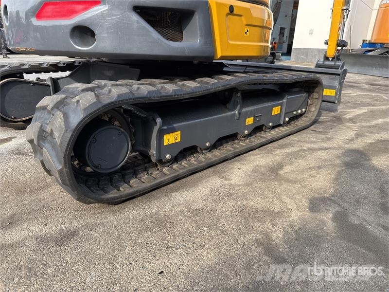 XCMG XE55E Mini Excavator Mini kotrók < 7t