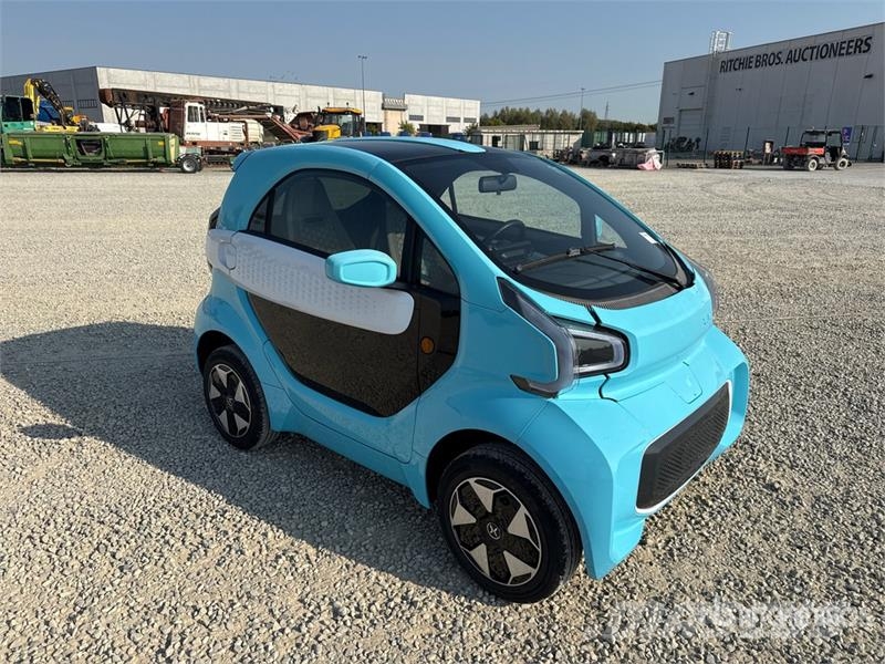 XEV Yoyo Electric 2-Seater Mini-Car Automobile Carros