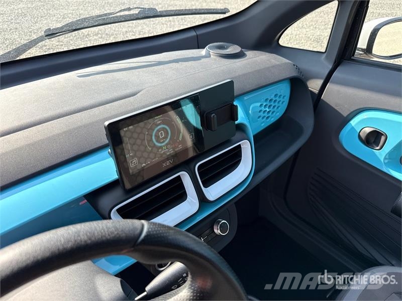XEV Yoyo Electric 2-Seater Mini-Car Automobile Carros
