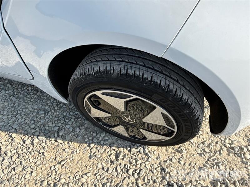 XEV Yoyo Electric 2-Seater Mini-Car Automobile Carros