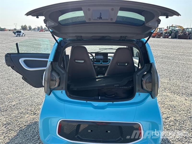 XEV Yoyo Electric 2-Seater Mini-Car Automobile Carros