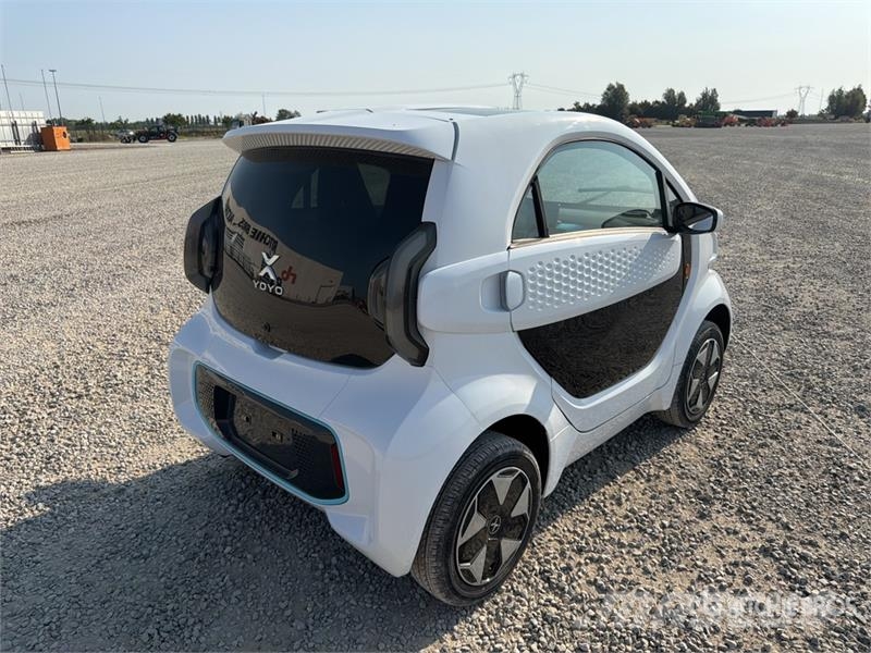 XEV Yoyo Electric 2-Seater Mini-Car Automobile Carros