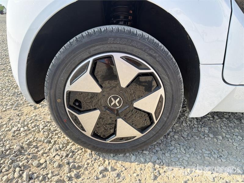XEV Yoyo Electric 2-Seater Mini-Car Automobile Carros