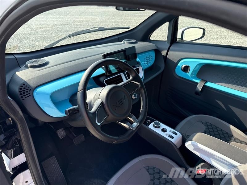 XEV Yoyo Electric 2-Seater Mini-Car Automobile Carros
