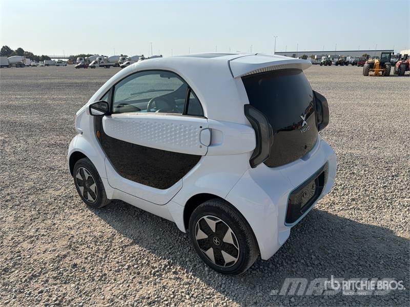 XEV Yoyo Electric 2-Seater Mini-Car Automobile Carros