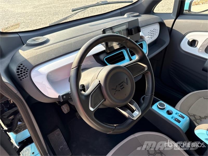 XEV Yoyo Electric 2-Seater Mini-Car Automobile Carros