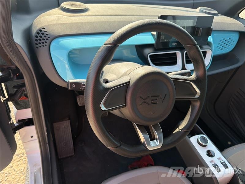 XEV Yoyo Electric 2-Seater Mini-Car Automobile Carros