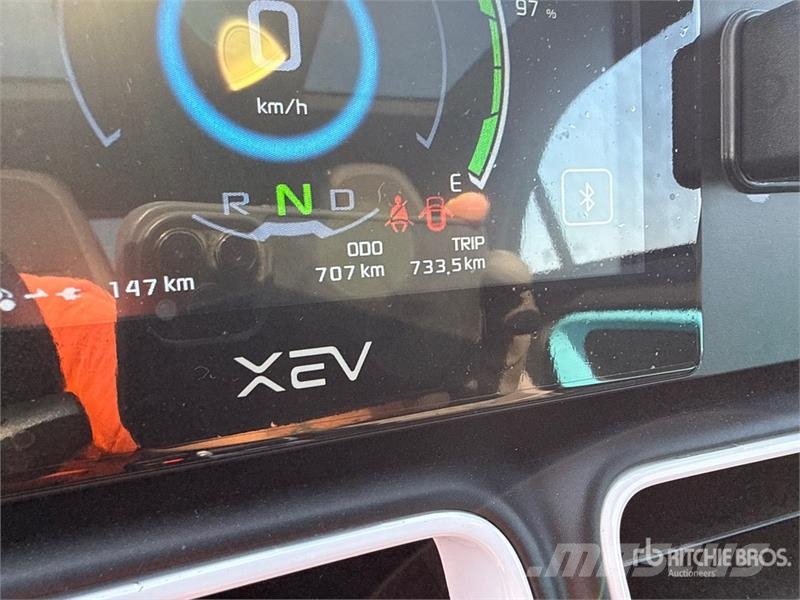 XEV Yoyo Electric 2-Seater Mini-Car Automobile Carros