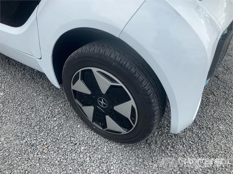  XEV Yoyo Electric Automobile Carros