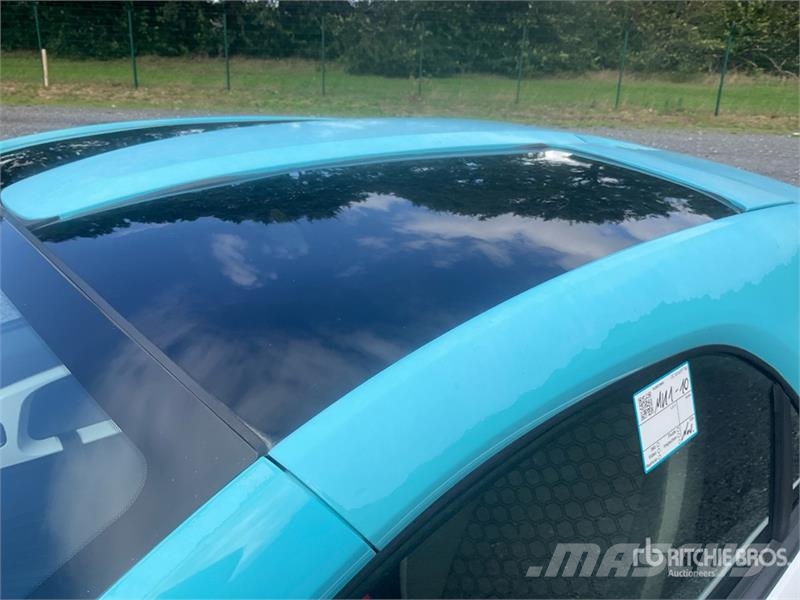 XEV Yoyo Electric Automobile Henkilöautot