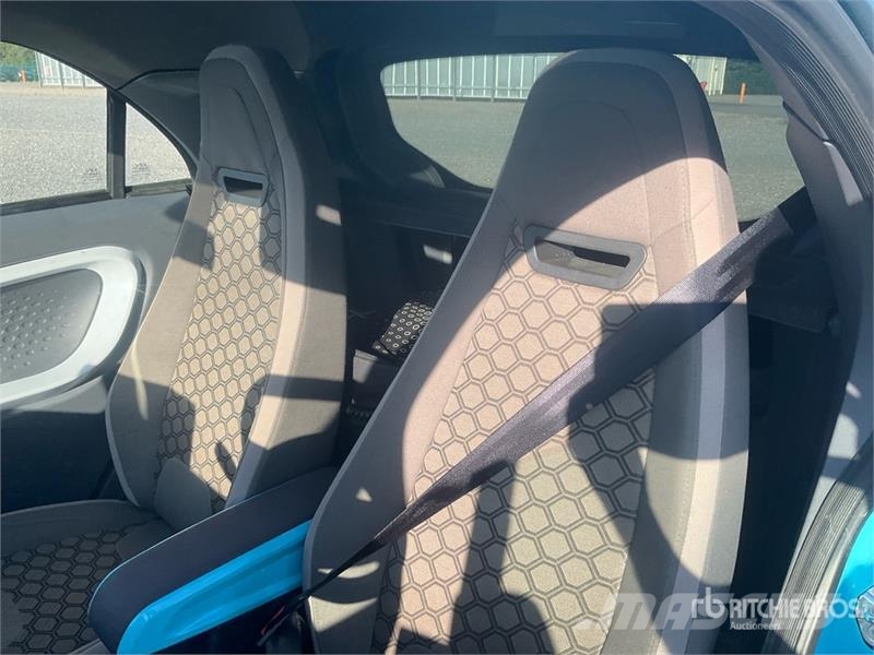 XEV Yoyo Electric Automobile Carros