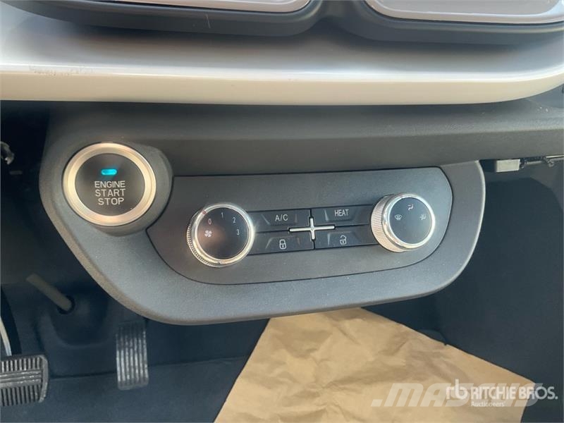  XEV Yoyo Electric Automobile Henkilöautot