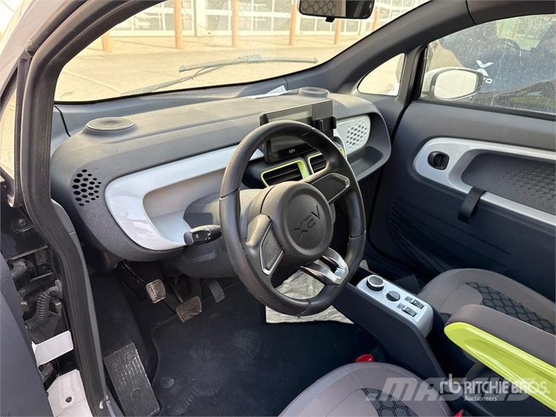 XEV Yoyo Electric Automobile Cars