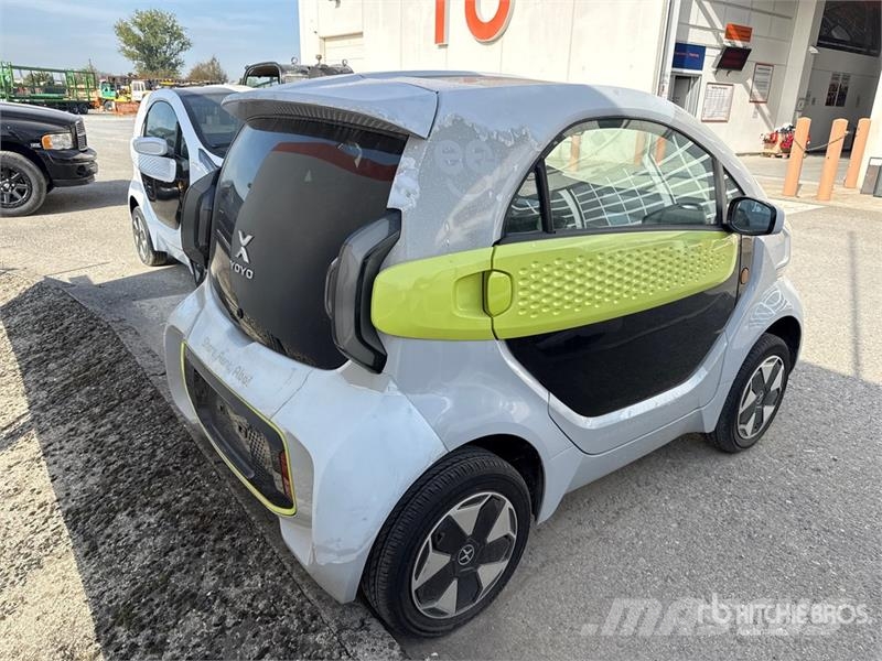XEV Yoyo Electric Automobile Cars