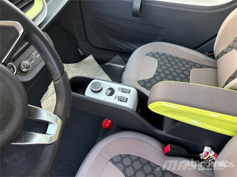 XEV Yoyo Electric Automobile Cars