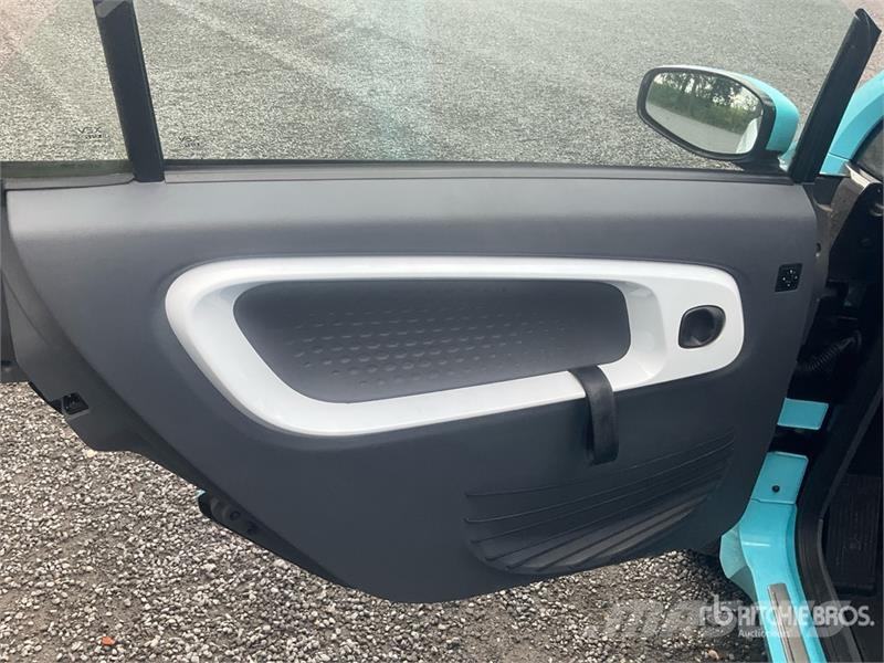XEV Yoyo Electric Automobile Henkilöautot