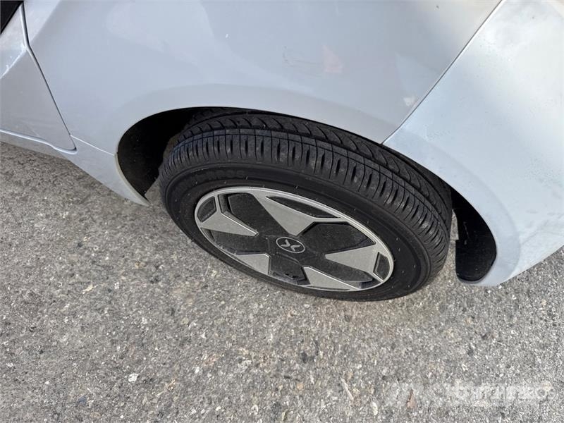 XEV Yoyo Electric Automobile Cars
