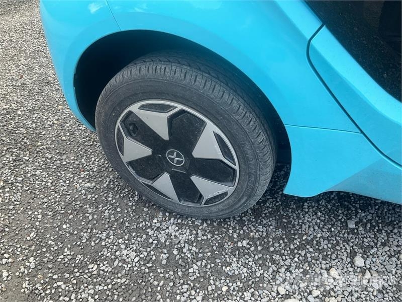 XEV Yoyo Electric Automobile Henkilöautot