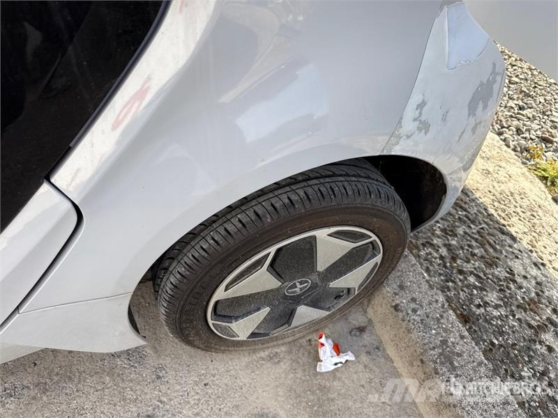 XEV Yoyo Electric Automobile Cars