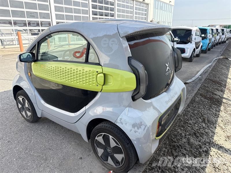 XEV Yoyo Electric Automobile Cars