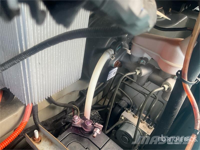 XEV Yoyo Electric Automobile Henkilöautot