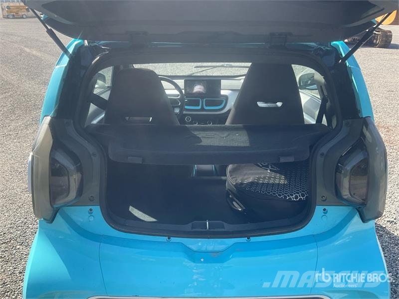 XEV Yoyo Electric Automobile Henkilöautot