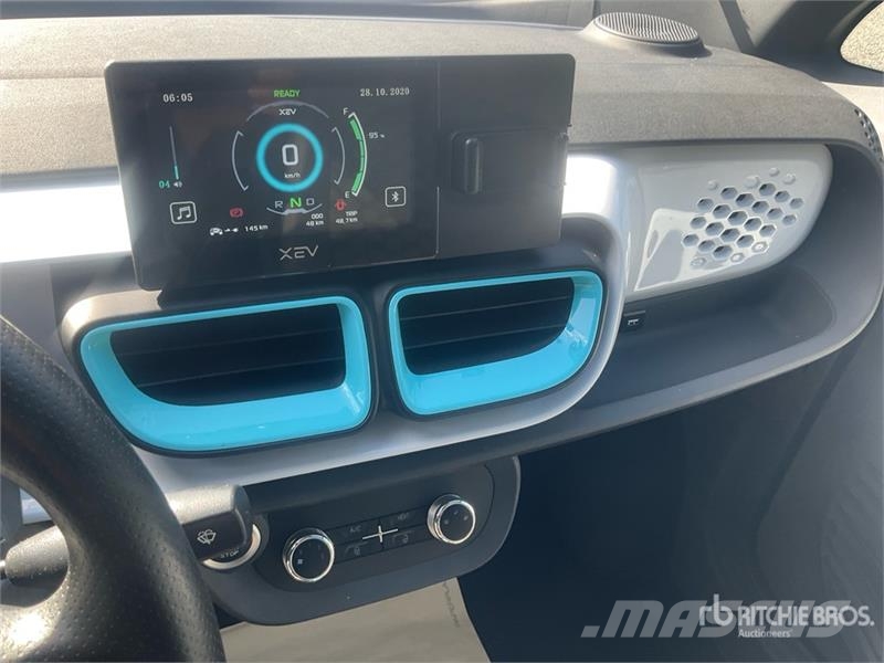 XEV Yoyo Electric Automobile Henkilöautot