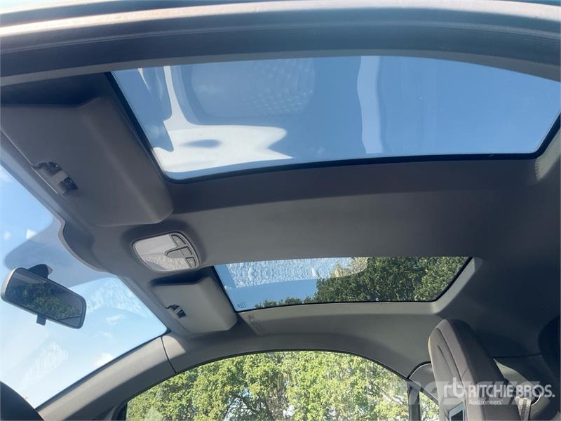 XEV Yoyo Electric Automobile Henkilöautot