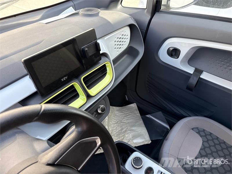 XEV Yoyo Electric Automobile Cars