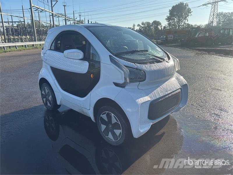 XEV Yoyo Electric electric mini car, 2-seater Auto Auto