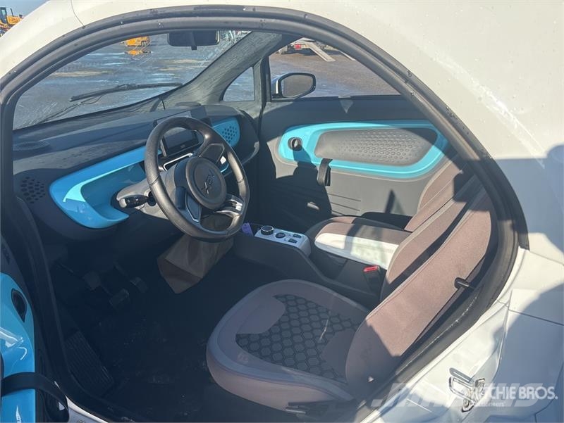 XEV Yoyo Electric electric mini car, 2-seater Auto Auto