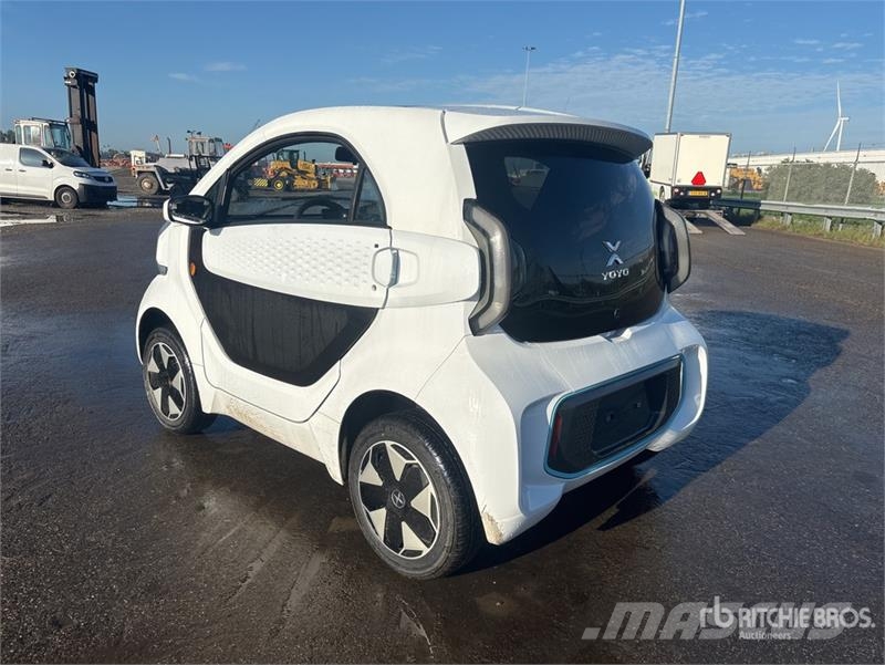 XEV Yoyo Electric electric mini car, 2-seater Auto Auto