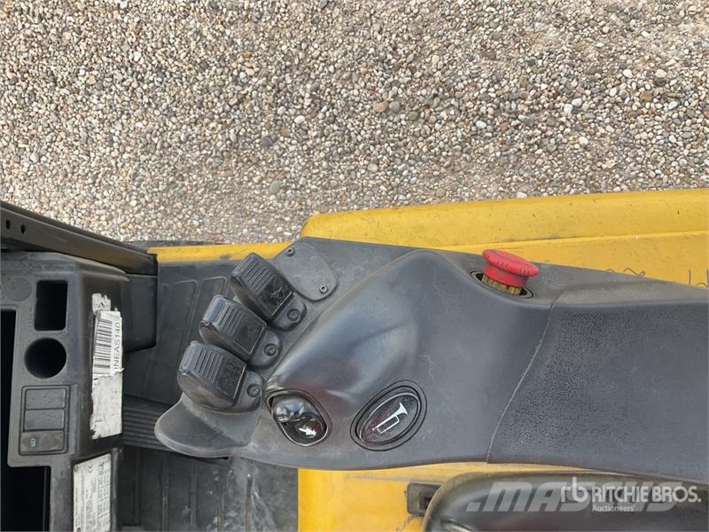 Yale ERP16VT MWB Electric Forklift Empilhadores eléctricos