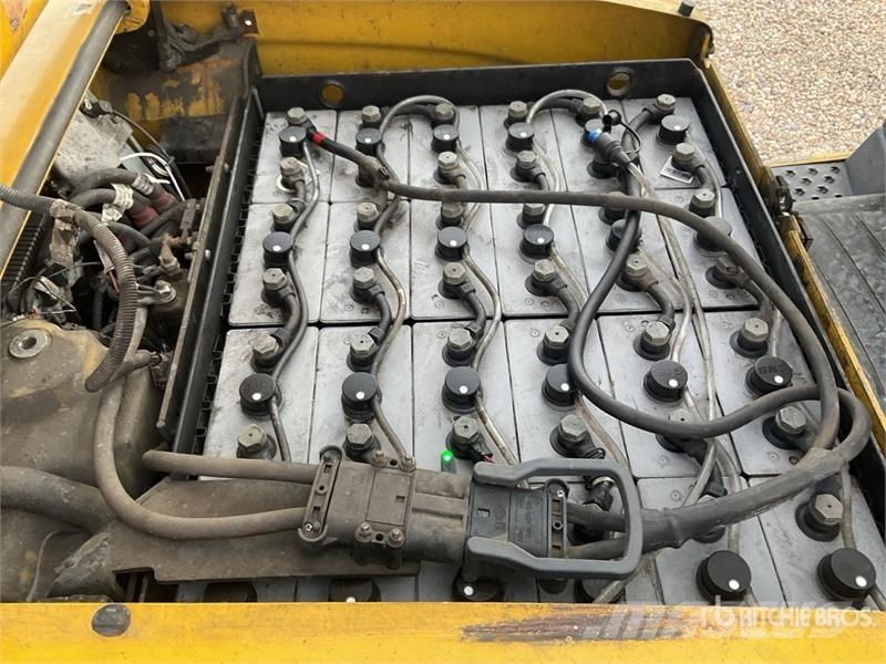 Yale ERP16VT MWB Electric Forklift Empilhadores eléctricos