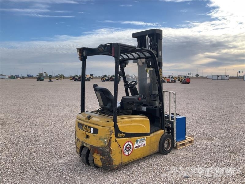 Yale ERP16VT MWB Electric Forklift Empilhadores eléctricos