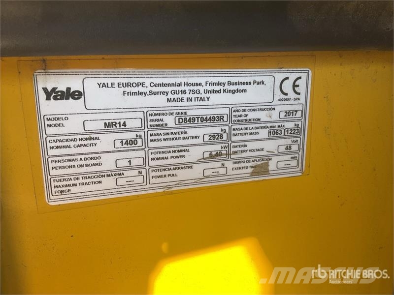 Yale MR14 Reach Truck リーチフォークリフト