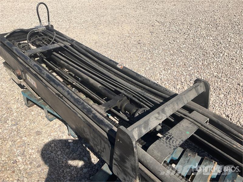 Yale MR14 Reach Truck リーチフォークリフト