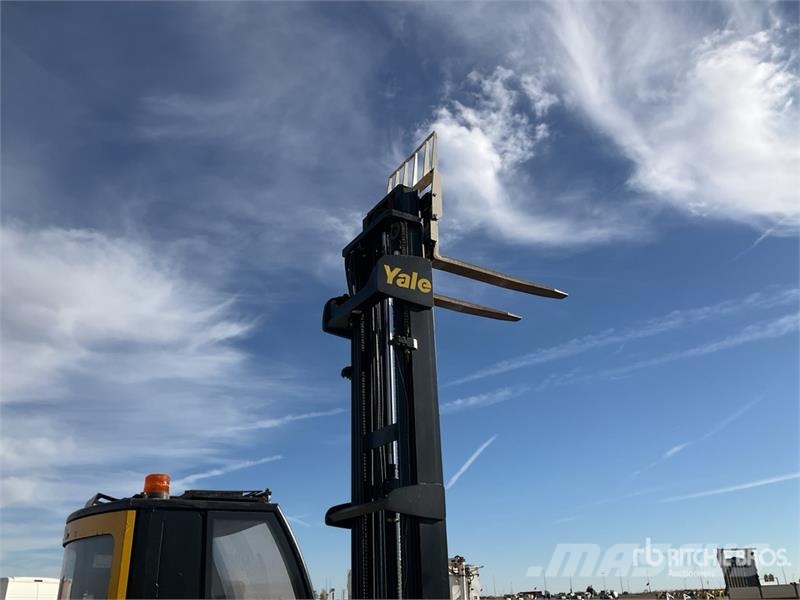 Yale MR16 Reach Truck Viličarji s pomičnim teleskopom