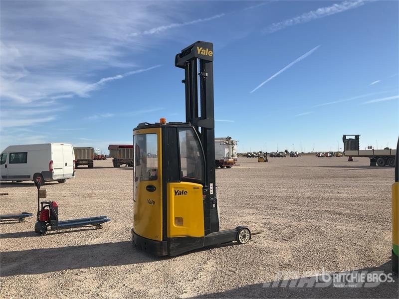Yale MR16 Reach Truck Viličarji s pomičnim teleskopom