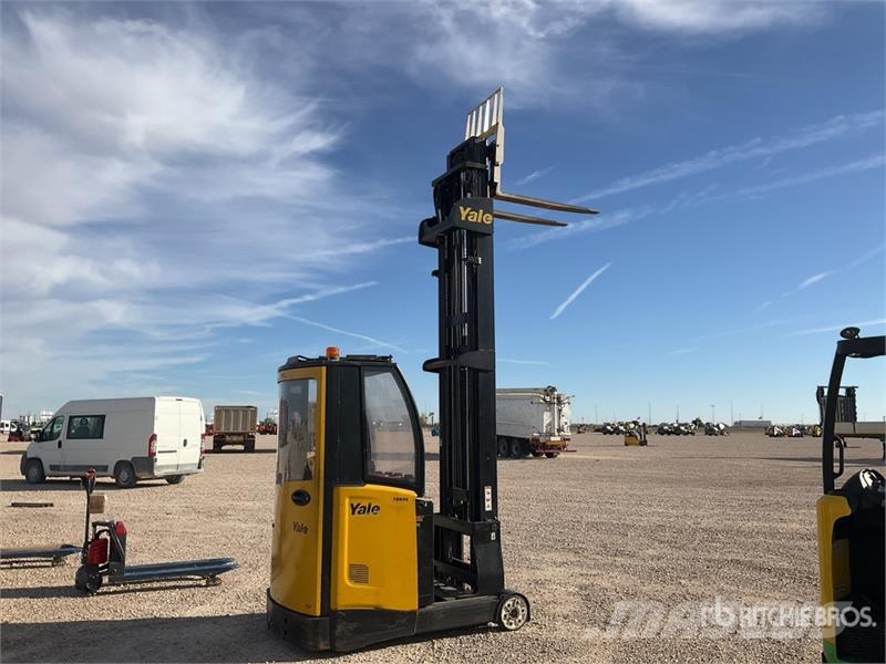 Yale MR16 Reach Truck Viličarji s pomičnim teleskopom