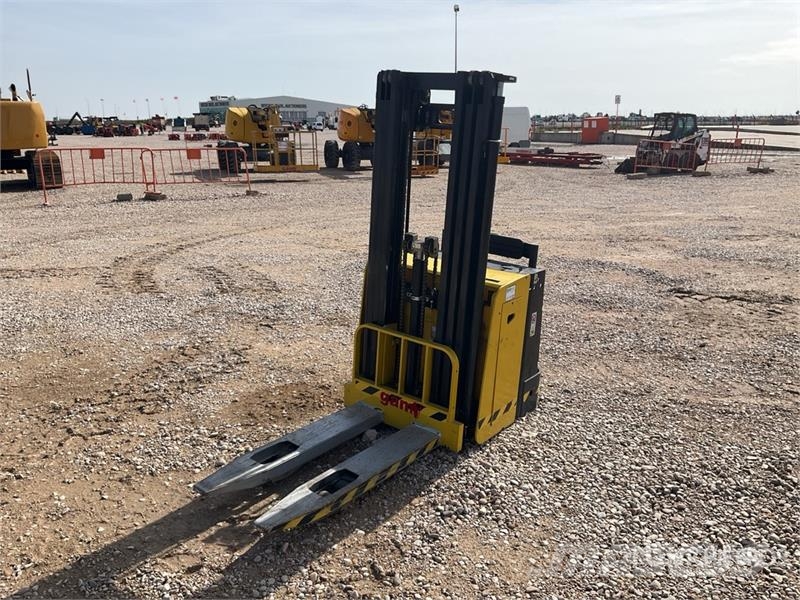 Yale MS15X Electric Stacker (Inoperable) Selvkørende stablere