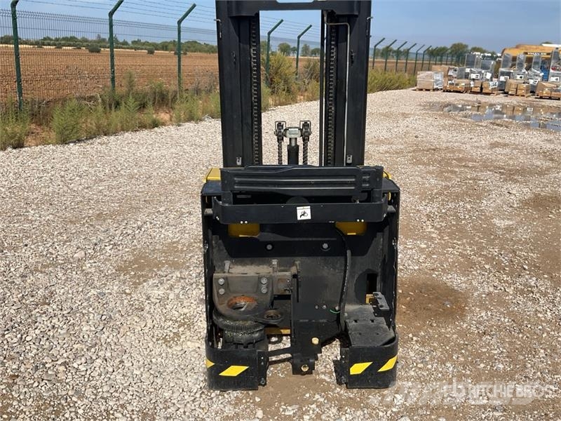 Yale MS15X Electric Stacker (Inoperable) Selvkørende stablere