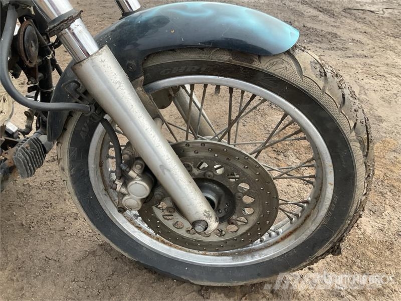 Yamaha Trike (Inoperable) Automobili