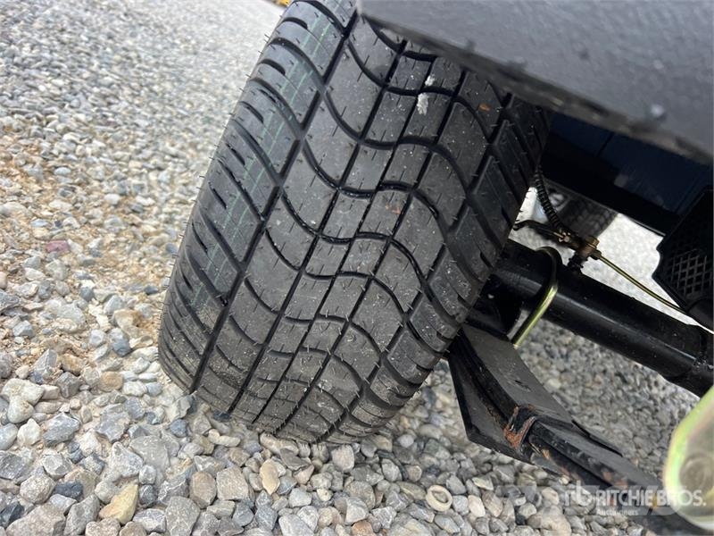  Yamar LS202AK Golf Cart (Unused) Golfové vozíky